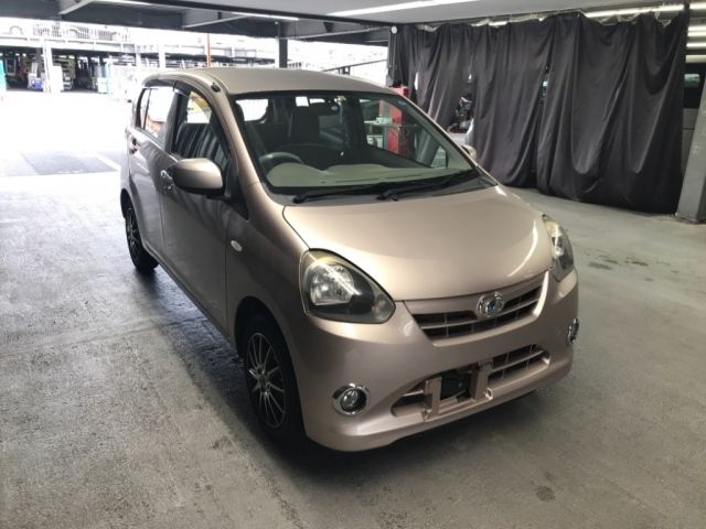 1182 DAIHATSU MIRA E S LA300S 2013 г. (NISSAN Osaka)